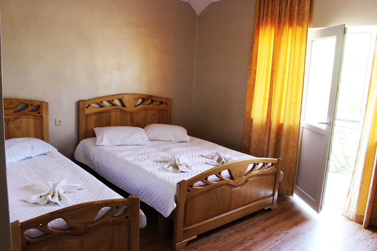 Hotel Evrazia Ureki Eksteriør billede