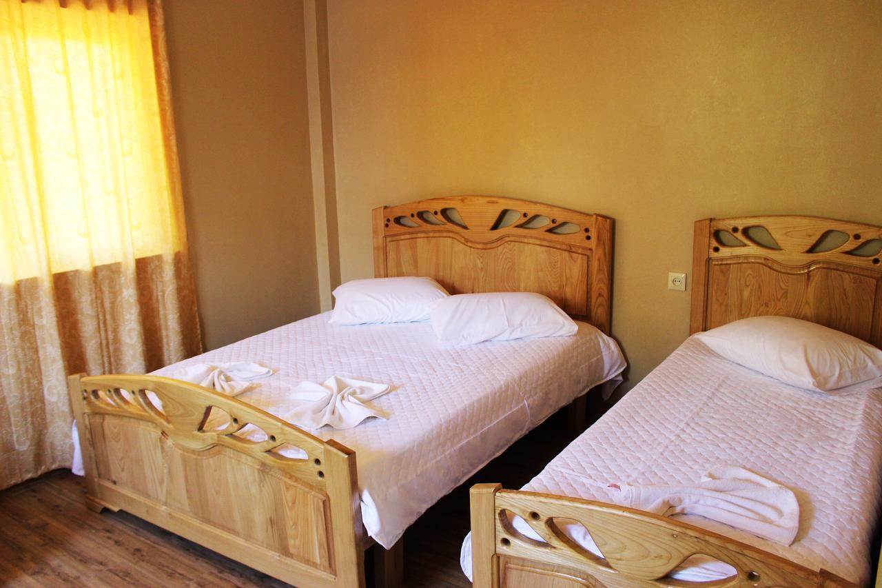 Hotel Evrazia Ureki Eksteriør billede